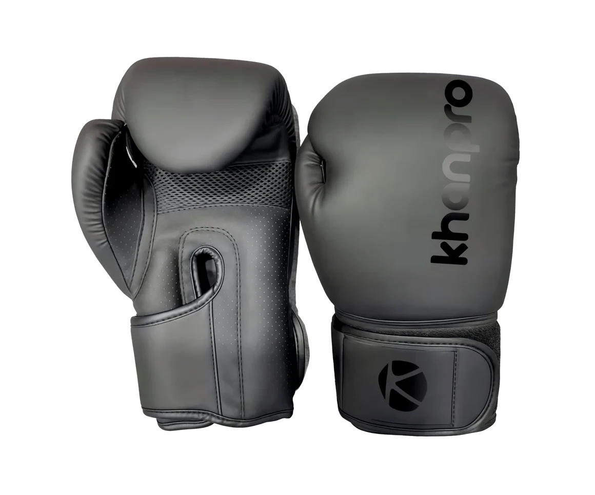 Guantes de boxeo Khanpro K801, uso en saco de boxeo