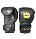 Guantes de boxeo Miyagi MX173 de alto rendimiento, vista frontal