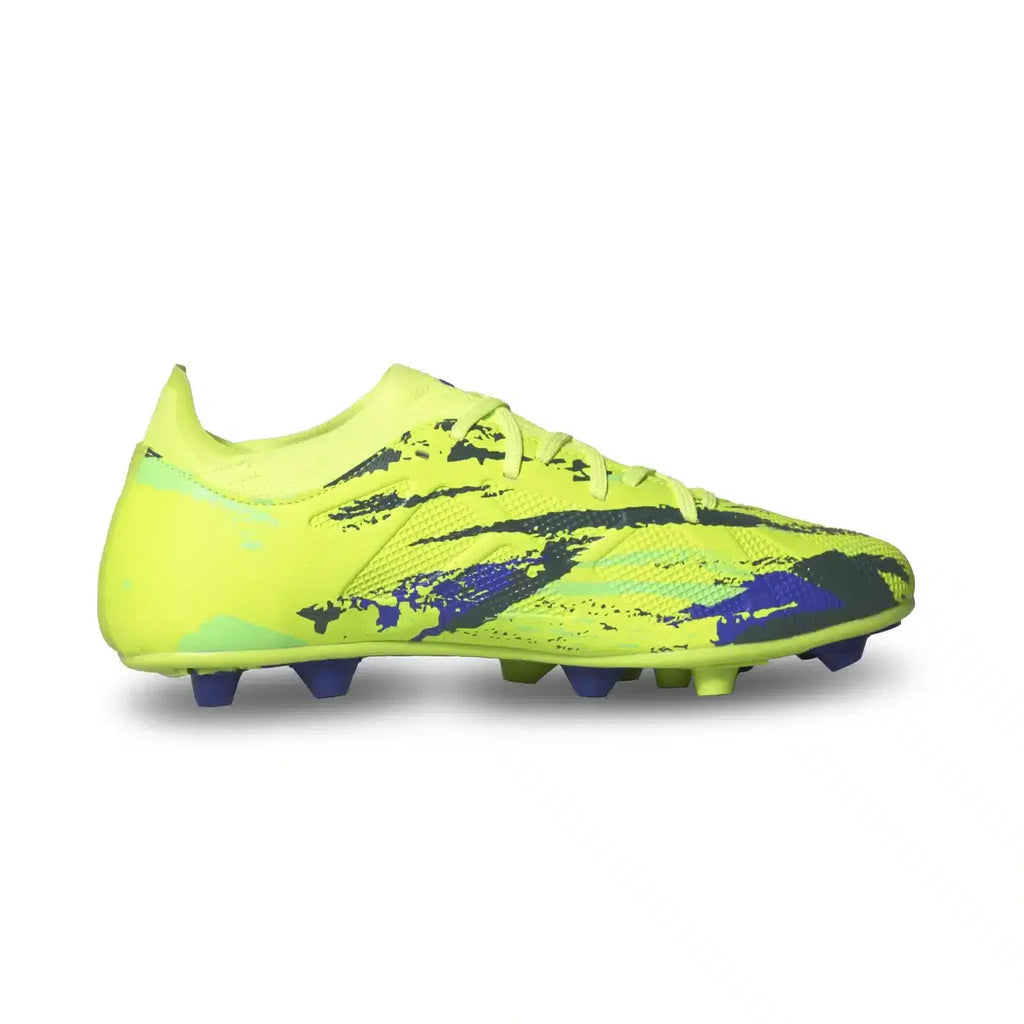 Guayo de fútbol Golty New Bio Flex Flyknit color verde, vista de la suela con tacos